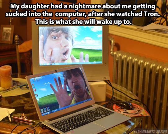 funny-prank-window-face-computer-1