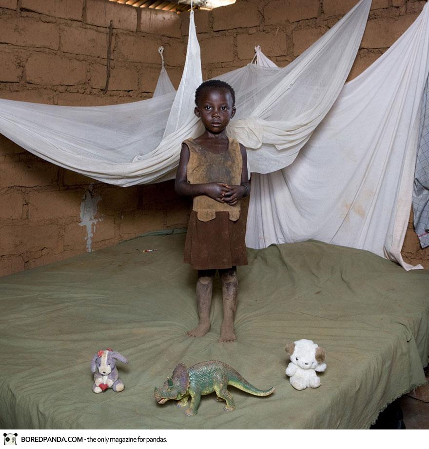 toy-stories-gabriele-galimberti-1