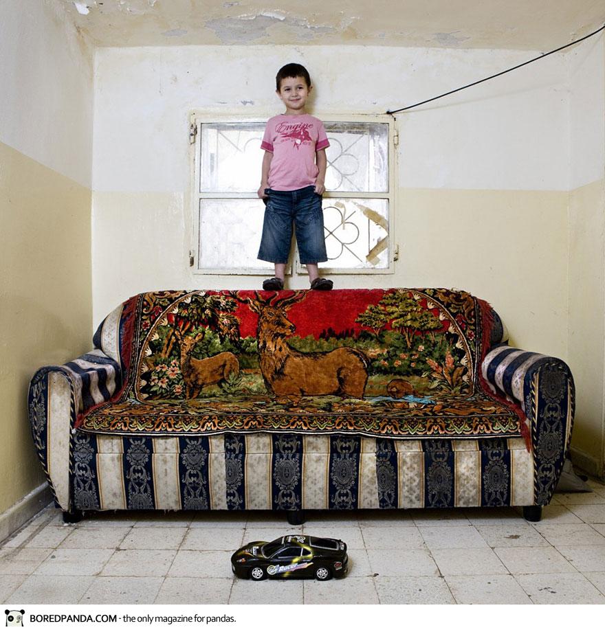 toy-stories-gabriele-galimberti-19